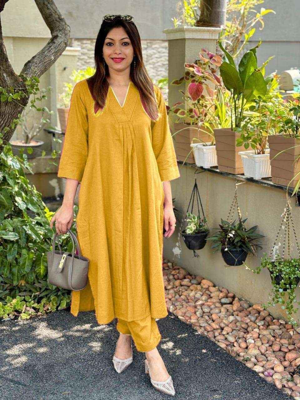 Women's Cotton Plain Coard set A-Line Straight Kurti With Pant