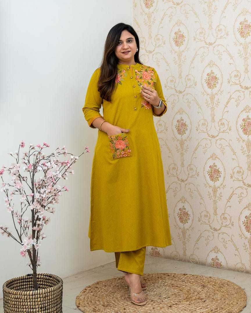 Women's Cotton Printed Straight Kurti With Pant